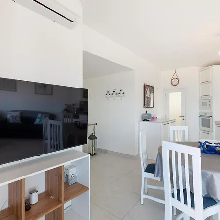 Seafront, Duplex With Massive Seaview Terrace By 360 Estates