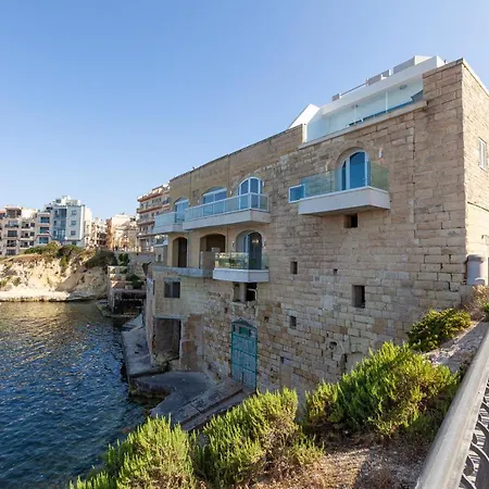Apartment Seafront, Duplex With Massive Seaview Terrace By 360 Estates *